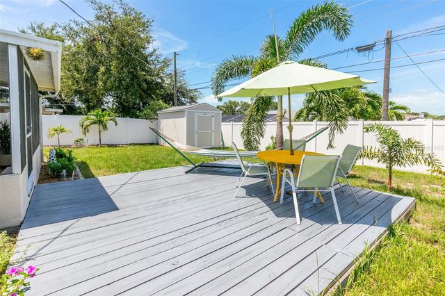 6348 115TH LANE, Seminole, FL 33772