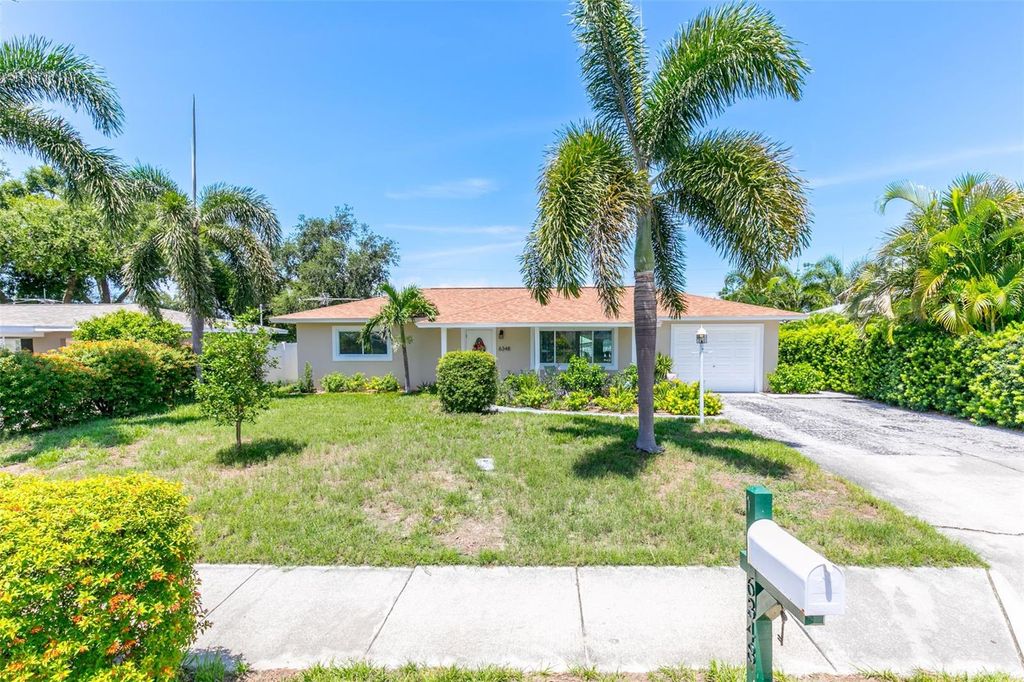 6348 115TH LANE, Seminole, FL 33772