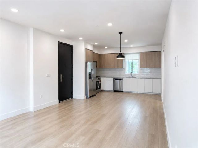 12078 Guerin Street 106, Studio City, CA 91604