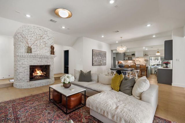 10726 Russett Drive, Houston, TX 77042