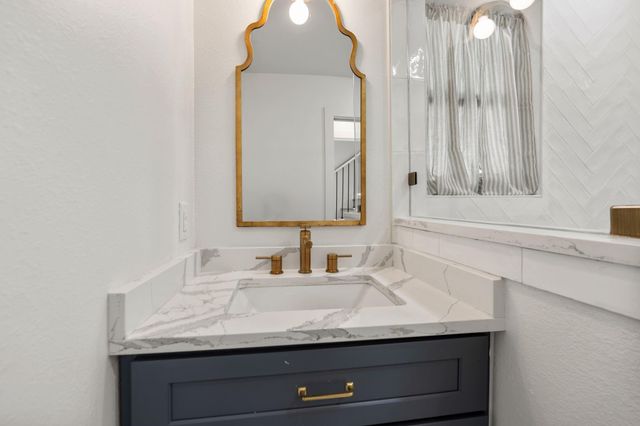 10726 Russett Drive, Houston, TX 77042