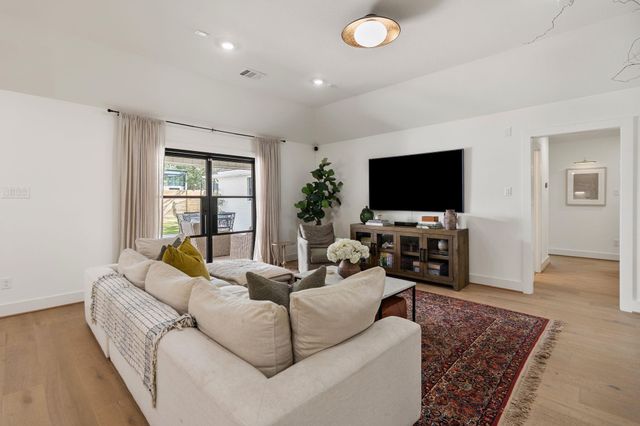 10726 Russett Drive, Houston, TX 77042