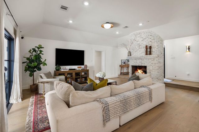 10726 Russett Drive, Houston, TX 77042