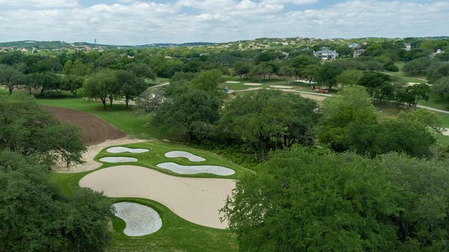 13 Autumn Oaks DR, Lakeway, TX 78738