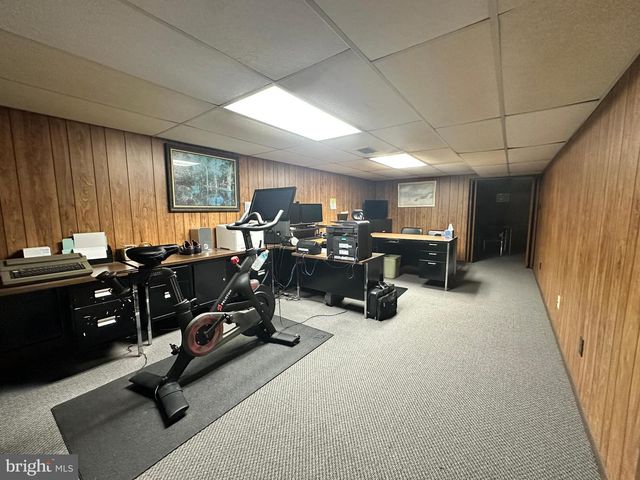 575 ROYAL DR, Vineland, NJ 08360