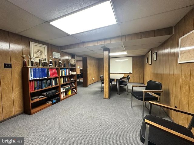 575 ROYAL DR, Vineland, NJ 08360