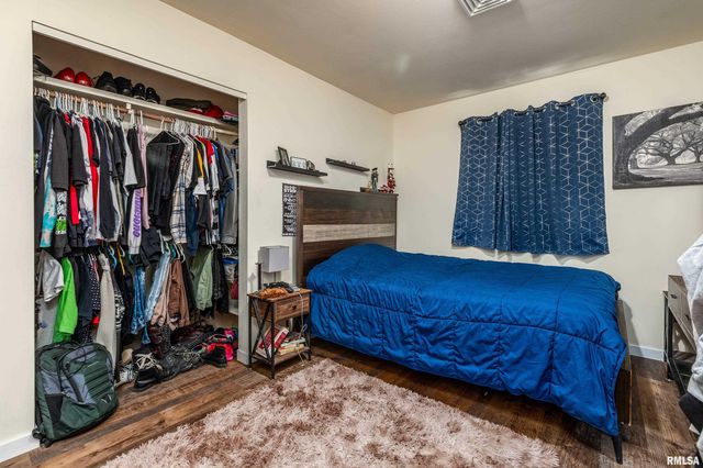 2017 W NORWOOD Drive, Carbondale, IL 62901