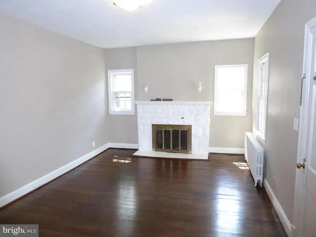 4344 ELLICOTT ST NW, Washington, DC 20016