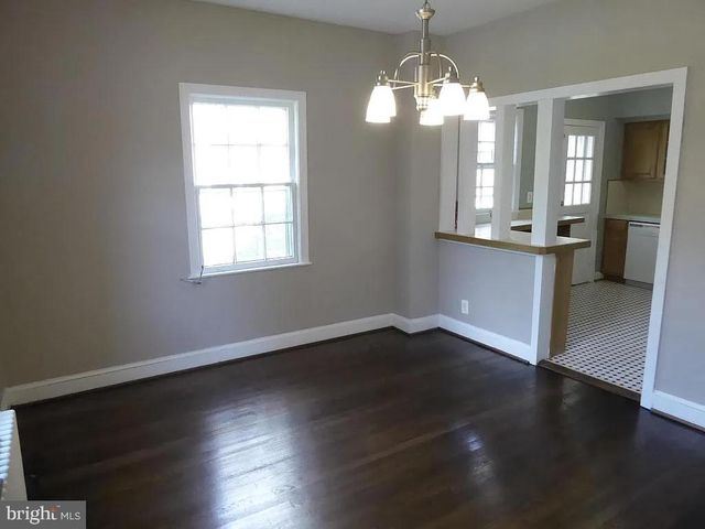 4344 ELLICOTT ST NW, Washington, DC 20016