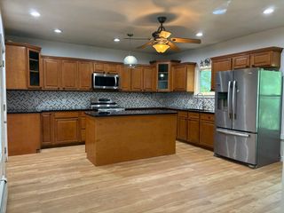 2 Chapel 1, Pepperell, MA 01463