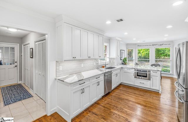 216 Muirfield Drive, Spartanburg, SC 29306