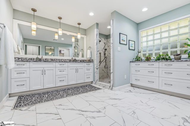 216 Muirfield Drive, Spartanburg, SC 29306