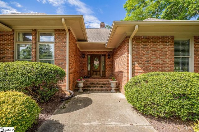 216 Muirfield Drive, Spartanburg, SC 29306