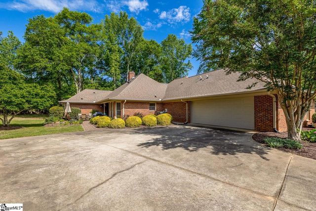 216 Muirfield Drive, Spartanburg, SC 29306