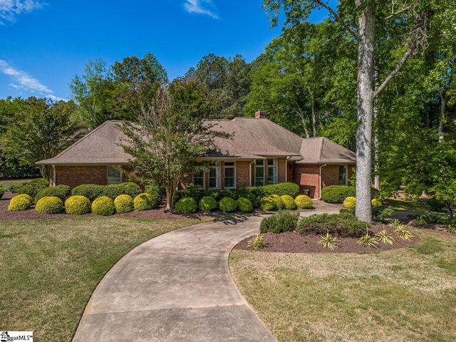 216 Muirfield Drive, Spartanburg, SC 29306