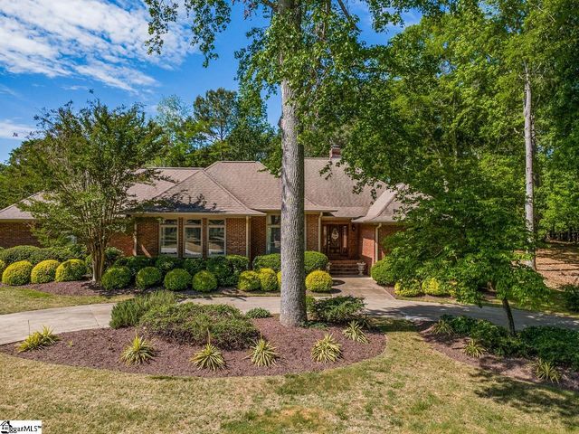 216 Muirfield Drive, Spartanburg, SC 29306