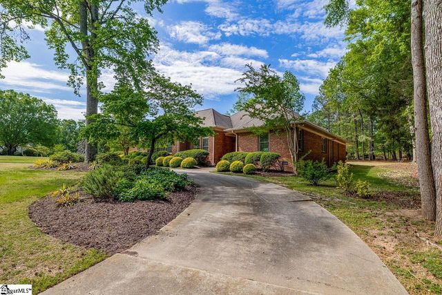 216 Muirfield Drive, Spartanburg, SC 29306