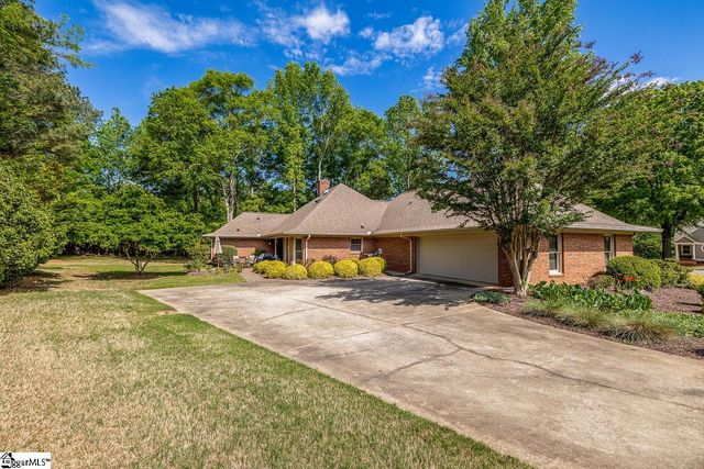 216 Muirfield Drive, Spartanburg, SC 29306