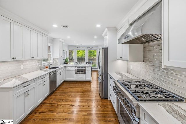 216 Muirfield Drive, Spartanburg, SC 29306