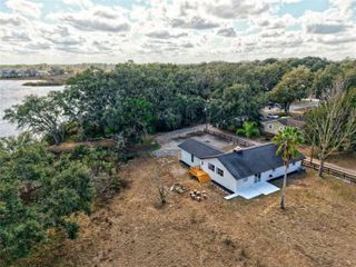 154 KNIGHT STREET, Mascotte, FL 34753