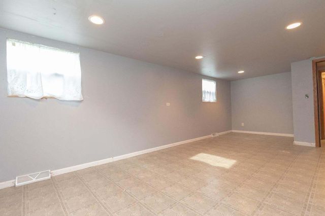 3136 Lois Place, Highland, IN 46322