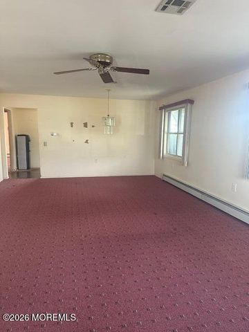 23 Longdenville Street, Toms River, NJ 08757