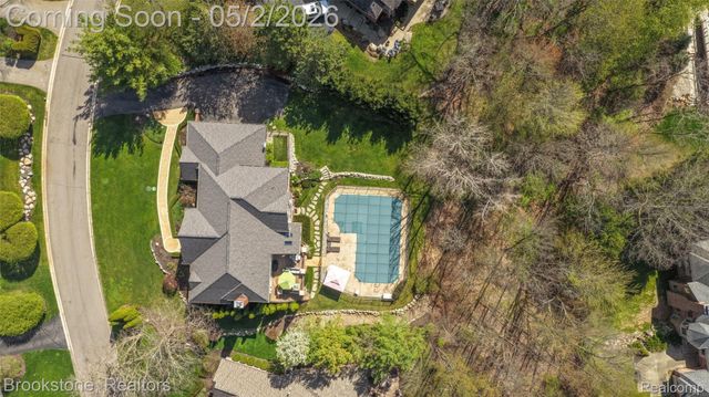9811 KINGSTON POINTE, Springfield Charter Township, MI 48348