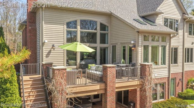 9811 KINGSTON POINTE, Springfield Charter Township, MI 48348