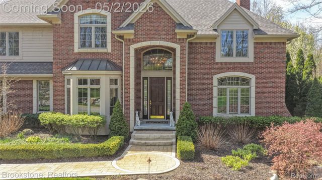 9811 KINGSTON POINTE, Springfield Charter Township, MI 48348