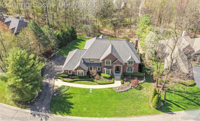 9811 KINGSTON POINTE, Springfield Charter Township, MI 48348