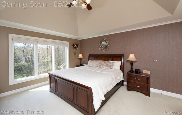 9811 KINGSTON POINTE, Springfield Charter Township, MI 48348