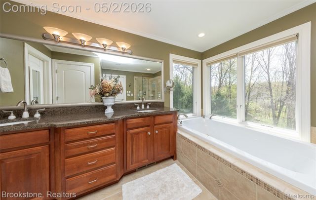 9811 KINGSTON POINTE, Springfield Charter Township, MI 48348
