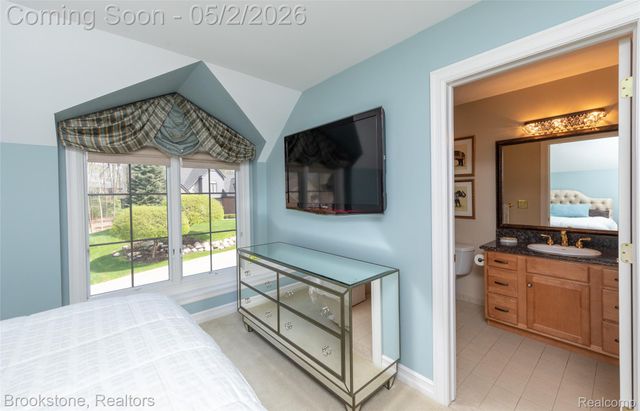 9811 KINGSTON POINTE, Springfield Charter Township, MI 48348