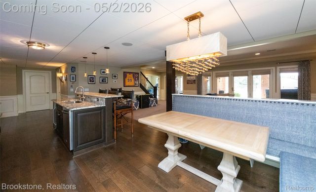 9811 KINGSTON POINTE, Springfield Charter Township, MI 48348