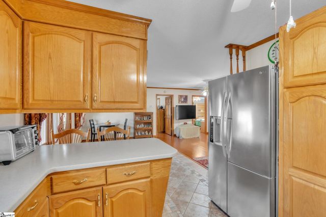 145 Old Sanders Road, Pendleton, SC 29670