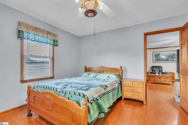 145 Old Sanders Road, Pendleton, SC 29670