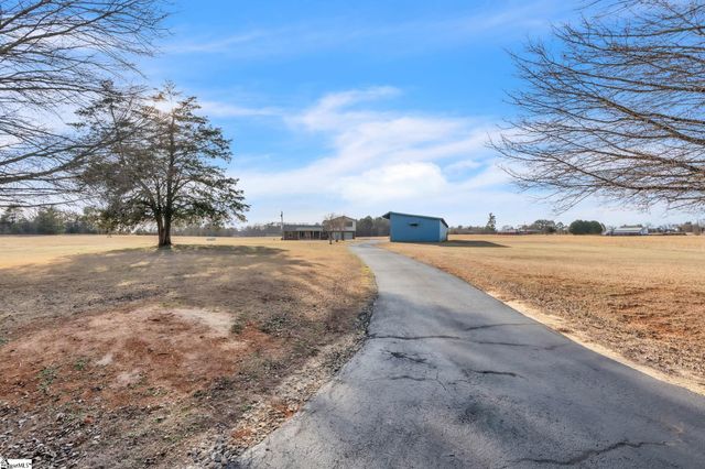 145 Old Sanders Road, Pendleton, SC 29670