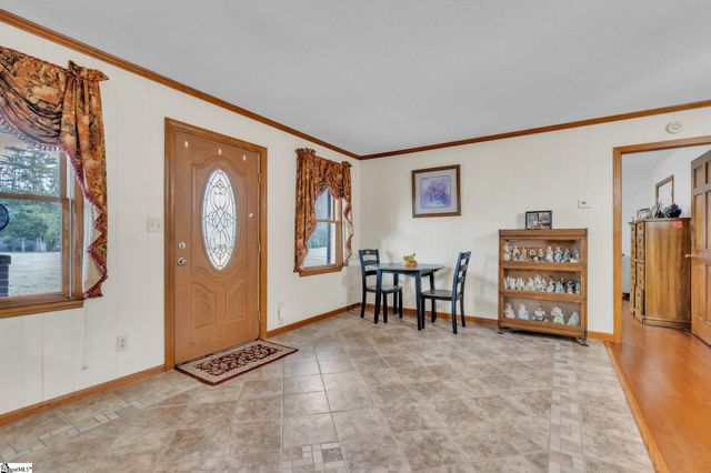 145 Old Sanders Road, Pendleton, SC 29670