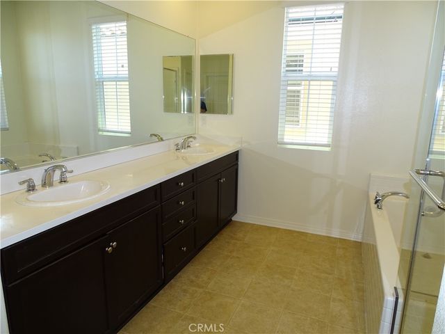 24194 Paseo Del Rancho Dr., Valencia, CA 91354