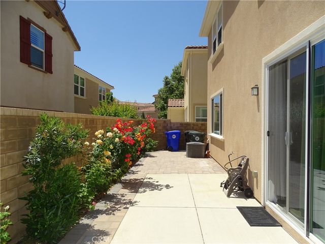 24194 Paseo Del Rancho Dr., Valencia, CA 91354