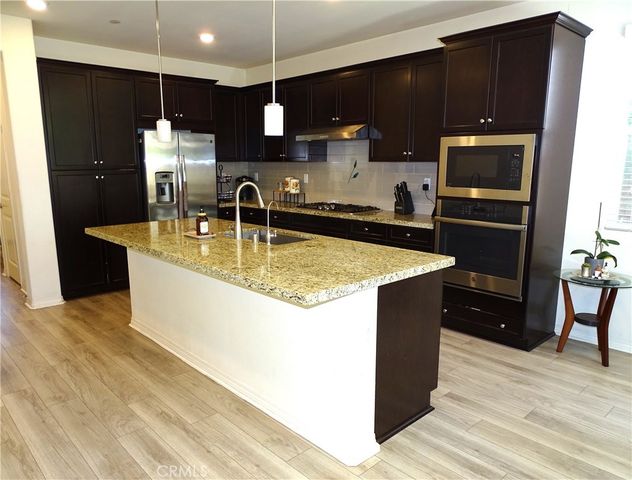 24194 Paseo Del Rancho Dr., Valencia, CA 91354