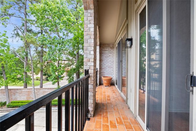 4 River Hollow Lane, Houston, TX 77027