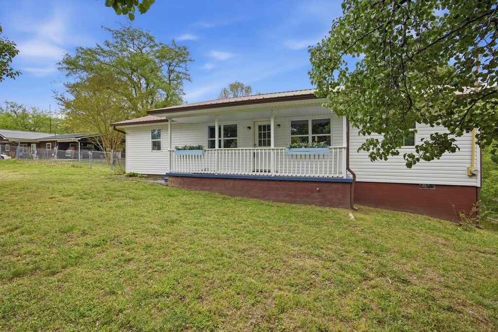 140 Bryant Avenue, Lafayette, GA 30728