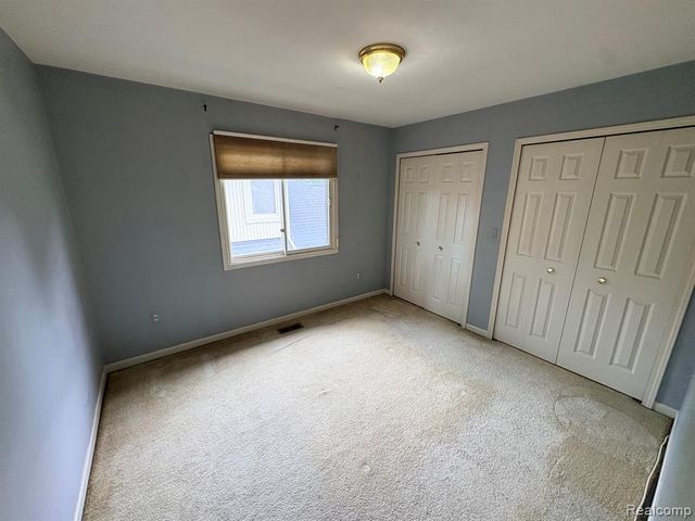 43336 Herring Drive, Clinton Township, MI 48038