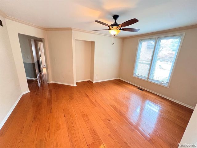 43336 Herring Drive, Clinton Township, MI 48038