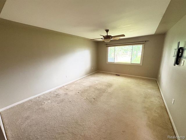 43336 Herring Drive, Clinton Township, MI 48038