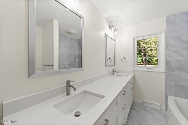 3076 Lander Road, Pepper Pike, OH 44124