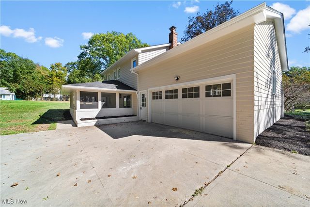 3076 Lander Road, Pepper Pike, OH 44124