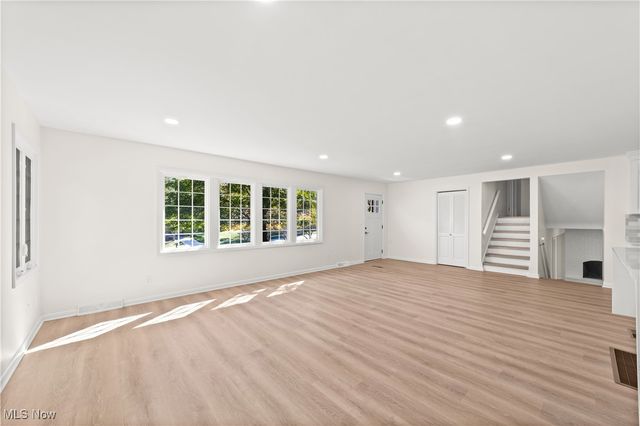 3076 Lander Road, Pepper Pike, OH 44124