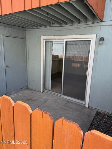 4600 Neil Road APT 33, Reno, NV 89502